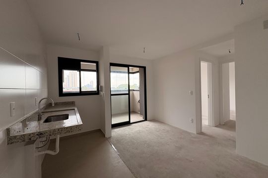 Sala de apartamento à venda com 2 quartos, 44m² em Campestre, Santo André