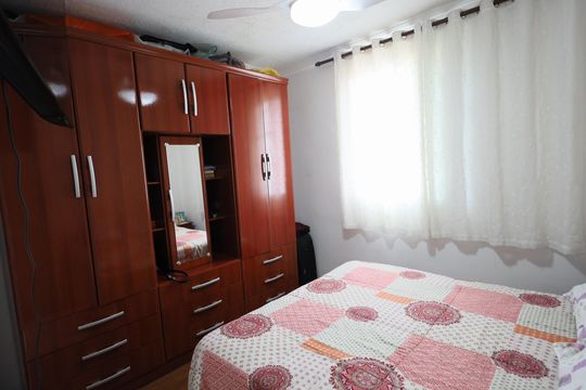 Quarto 2 de apartamento à venda com 2 quartos, 45m² em Padroeira, Osasco