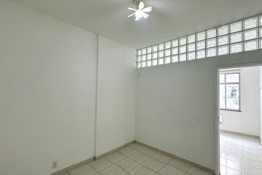 Apartamento à venda com 1 quarto, 45m² em Copacabana, Rio de Janeiro