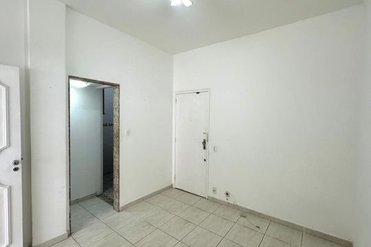 Apartamento à venda com 1 quarto, 45m² em Copacabana, Rio de Janeiro