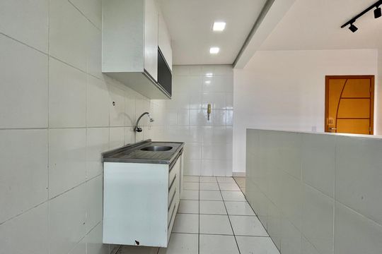 Cozinha de apartamento à venda com 2 quartos, 56m² em Vila Guarani (zona Sul), São Paulo