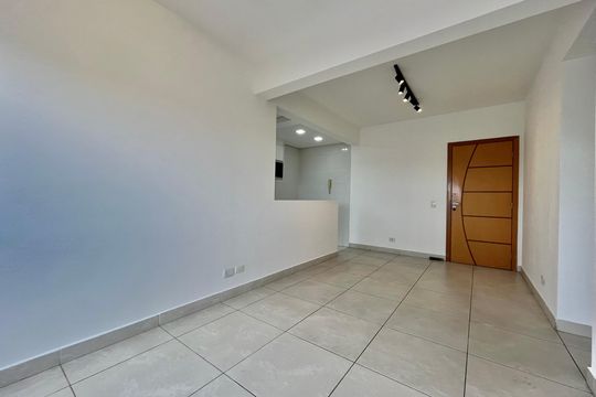 Sala de apartamento à venda com 2 quartos, 56m² em Vila Guarani (zona Sul), São Paulo