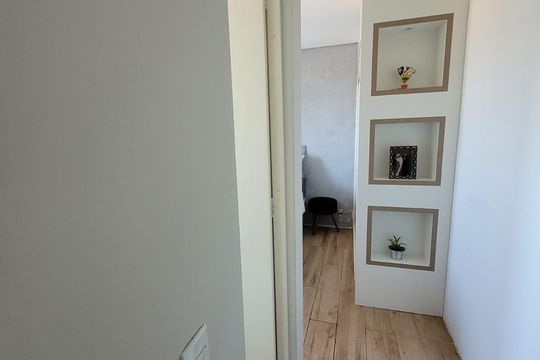 Corredor de apartamento à venda com 2 quartos, 53m² em Ortizes, Valinhos