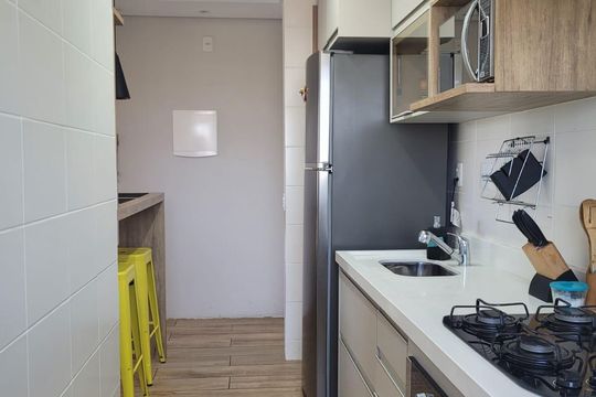 Cozinha de apartamento à venda com 2 quartos, 53m² em Ortizes, Valinhos