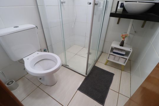 Banheiro Social de apartamento para alugar com 2 quartos, 50m² em Jardim Espanha, Uberlândia
