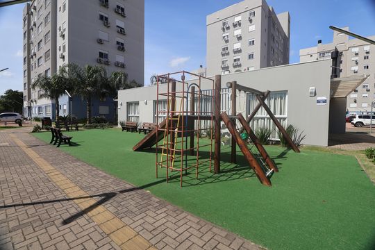 Área comum - Playground de apartamento para alugar com 2 quartos, 56m² em Fátima, Canoas