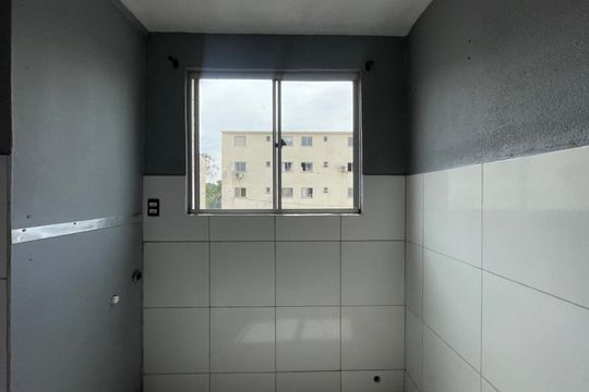 Área de serviço de apartamento para alugar com 2 quartos, 43m² em Santo Afonso, Novo Hamburgo