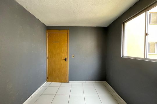 Quarto de apartamento para alugar com 2 quartos, 43m² em Santo Afonso, Novo Hamburgo