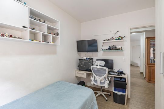 Quarto 1 de apartamento à venda com 4 quartos, 137m² em Vila Gumercindo, São Paulo