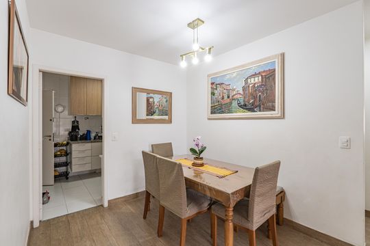 Sala de apartamento à venda com 4 quartos, 137m² em Vila Gumercindo, São Paulo