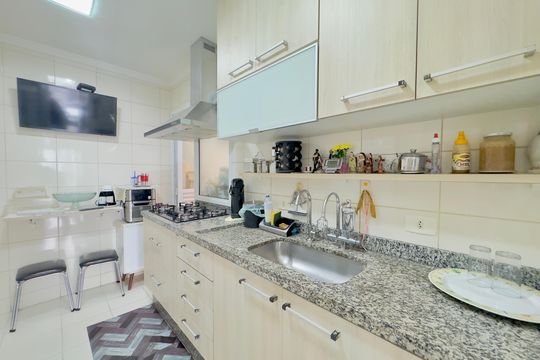 Cozinha de apartamento à venda com 2 quartos, 90m² em Vila Moreira, Guarulhos