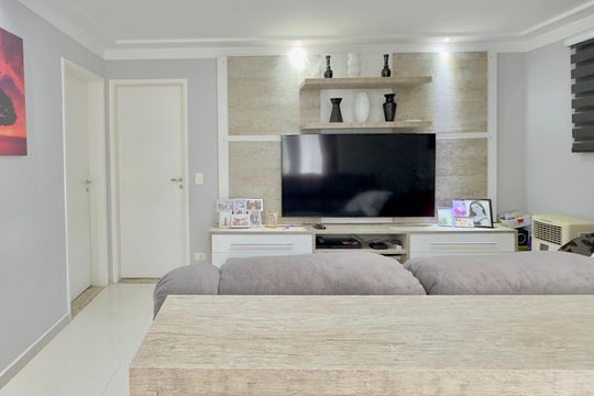 Sala de apartamento à venda com 2 quartos, 90m² em Vila Moreira, Guarulhos