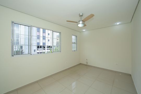 QUARTO4 de casa à venda com 5 quartos, 274m² em Salgado Filho, Belo Horizonte