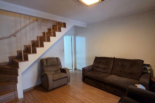 Casa à venda com 2 quartos, 118m² em Mauá, São Caetano do Sul