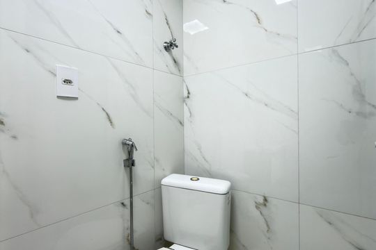 Banheiro Social de apartamento para alugar com 1 quarto, 36m² em Jardim Maria Adelaide, São Bernardo do Campo