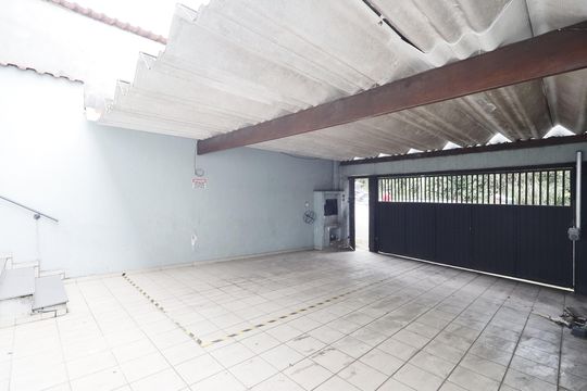 Garagem de casa para alugar com 5 quartos, 130m² em Tucuruvi, São Paulo