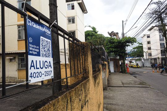 Fachada de apartamento para alugar com 2 quartos, 80m² em Taquara, Rio de Janeiro