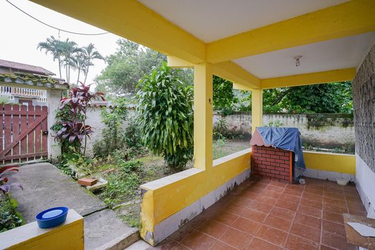 Varanda 1 de casa para alugar com 3 quartos, 240m² em Pindobas, Maricá
