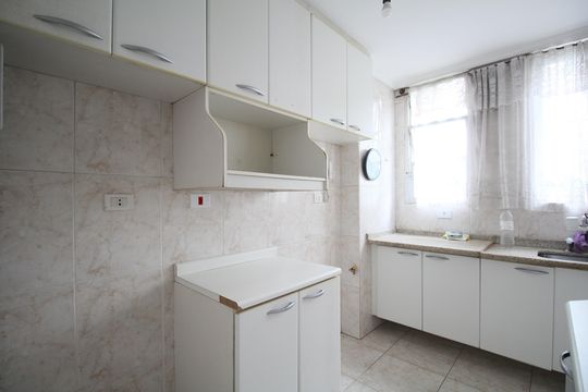 Cozinha de apartamento à venda com 3 quartos, 66m² em Vila Andrade, São Paulo
