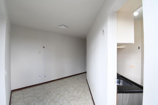 Kitnet/Studio para alugar com 1 quarto, 26m² em Mercês, Curitiba