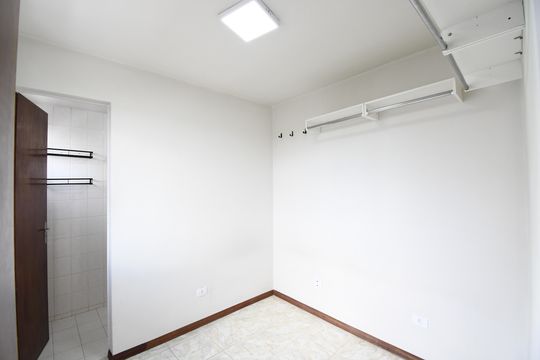 Suíte do Studio de kitnet/studio para alugar com 1 quarto, 26m² em Mercês, Curitiba