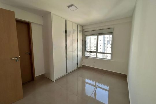Apartamento à venda com 3 quartos, 155m² em Setor Bueno, Goiânia