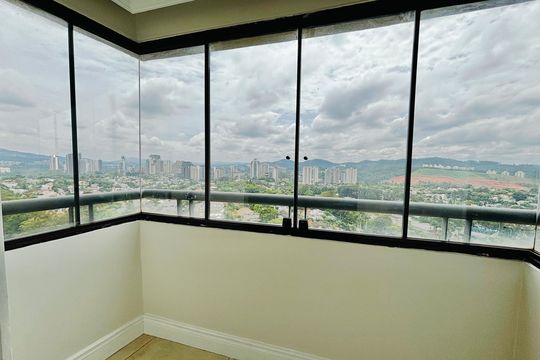 Sacada Suíte 1 de apartamento para alugar com 4 quartos, 150m² em Alphaville Industrial, Barueri