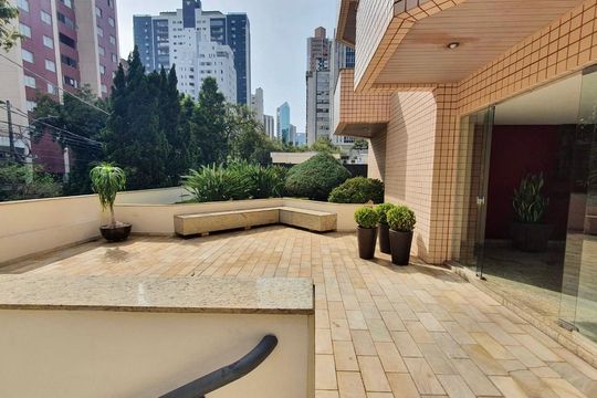 Área comum de apartamento para alugar com 2 quartos, 76m² em Savassi, Belo Horizonte