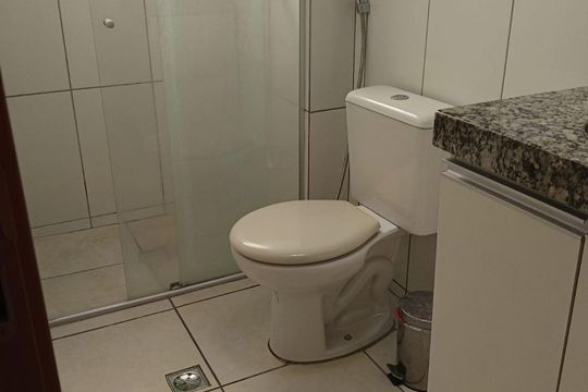 Banheiro de apartamento para alugar com 1 quarto, 60m² em Castelo, Belo Horizonte