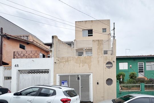 Fachada de casa à venda com 1 quarto, 220m² em Jardim Valdibia, São Bernardo do Campo