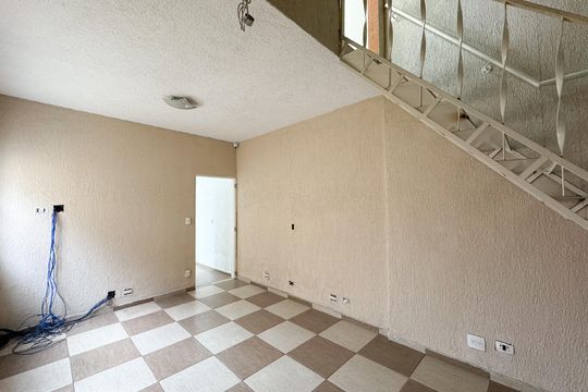 Área de Serviço de casa à venda com 1 quarto, 220m² em Jardim Valdibia, São Bernardo do Campo