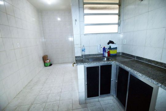 Cozinha de apartamento para alugar com 1 quarto, 59m² em Vila da Penha, Rio de Janeiro