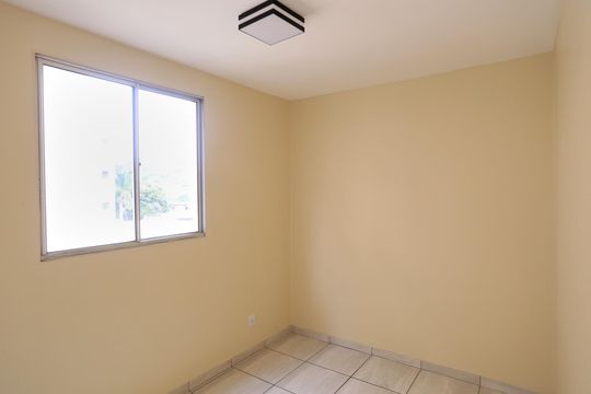 Quarto de apartamento para alugar com 3 quartos, 92m² em Santa Efigênia, Belo Horizonte