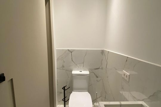 Banheiro de apartamento à venda com 2 quartos, 130m² em Jardim Paulista, São Paulo