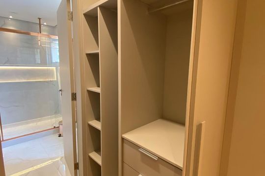 Quarto de apartamento à venda com 2 quartos, 130m² em Jardim Paulista, São Paulo