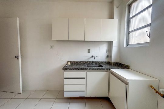 Apartamento para alugar com 2 quartos, 55m² em Cerqueira César, São Paulo