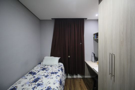 Quarto 2 de apartamento para alugar com 2 quartos, 47m² em Jardim Leonidas Moreira, São Paulo