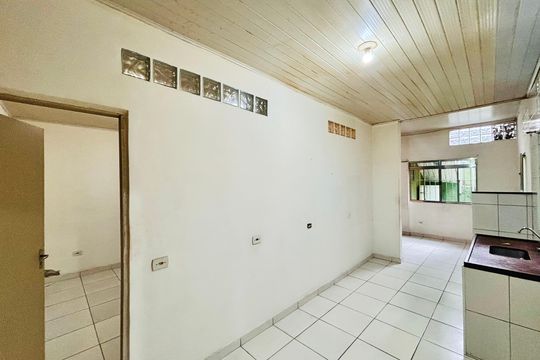 Cozinha de casa para alugar com 2 quartos, 100m² em Burgo Paulista, São Paulo