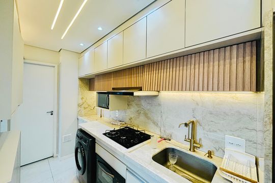 Cozinha de apartamento para alugar com 2 quartos, 36m² em Vila Guilhermina, São Paulo