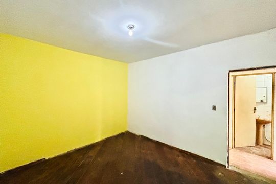 Casa à venda com 4 quartos, 120m² em Vila Verde, São Paulo