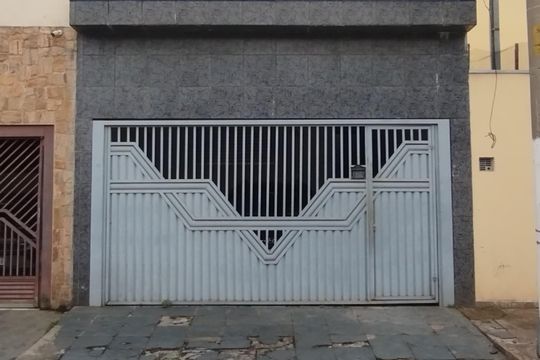 Fachada de casa para alugar com 2 quartos, 100m² em Vila Diva (zona Leste), São Paulo