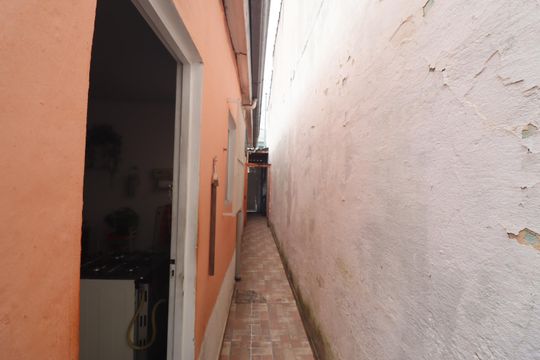 Casa à venda com 1 quarto, 75m² em Parque Edu Chaves, São Paulo