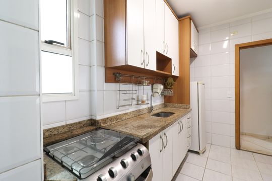 Apartamento para alugar com 3 quartos, 80m² em Taquaral, Campinas