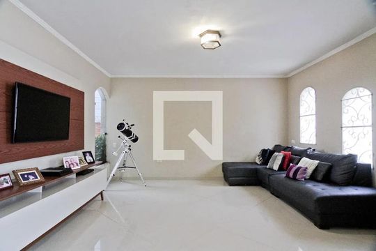 Casa à venda com 5 quartos, 280m² em Parque Sao Domingos, São Paulo