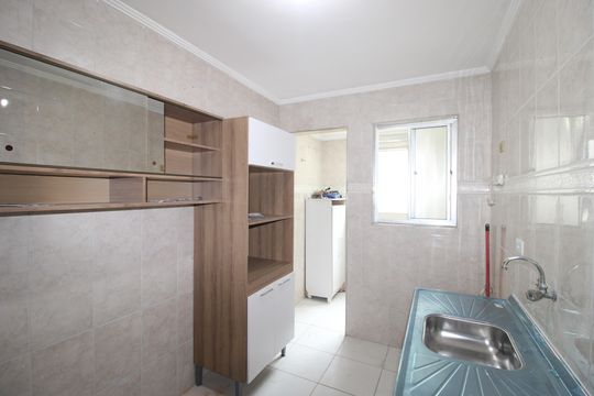 Cozinha de apartamento para alugar com 2 quartos, 60m² em Itaquera, São Paulo