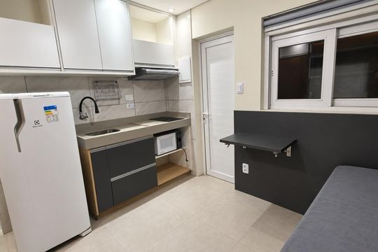 Cozinha de kitnet/studio à venda com 1 quarto, 17m² em Planalto Paulista, São Paulo