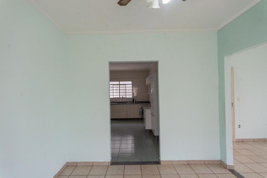 Sala de Jantar de casa para alugar com 3 quartos, 230m² em Jardim Ipaussurama, Campinas