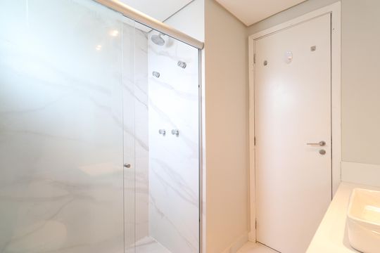 Banheiro da Suíte de apartamento à venda com 3 quartos, 130m² em Vila Leopoldina, São Paulo