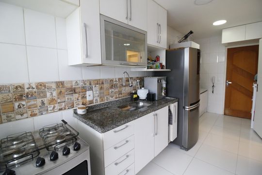 Cozinha de apartamento à venda com 2 quartos, 188m² em Pechincha, Rio de Janeiro