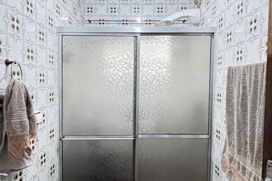 Banheiro de casa à venda com 3 quartos, 212m² em Vila Lucinda, Santo André